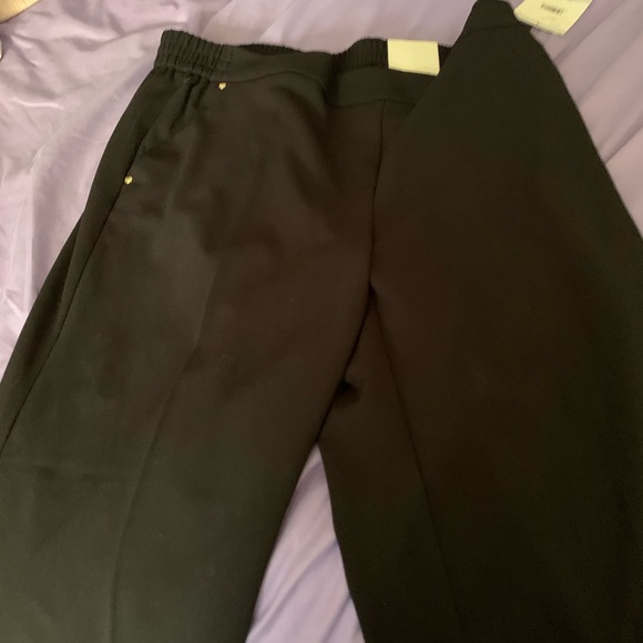 Brand New Womens black slacks. These are Anne Klein slacks - Picture 1 of 5